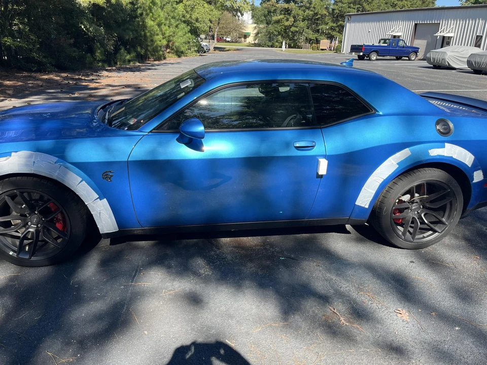 2023 Dodge Challenger SRT Hellcat 3rd Gen - Image 9 of 31