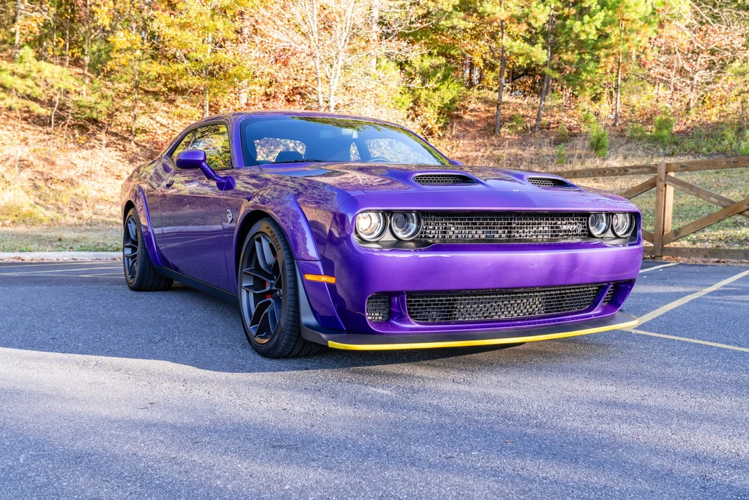 2023 Dodge Challenger SRT Hellcat 3rd Gen - Image 10 of 31