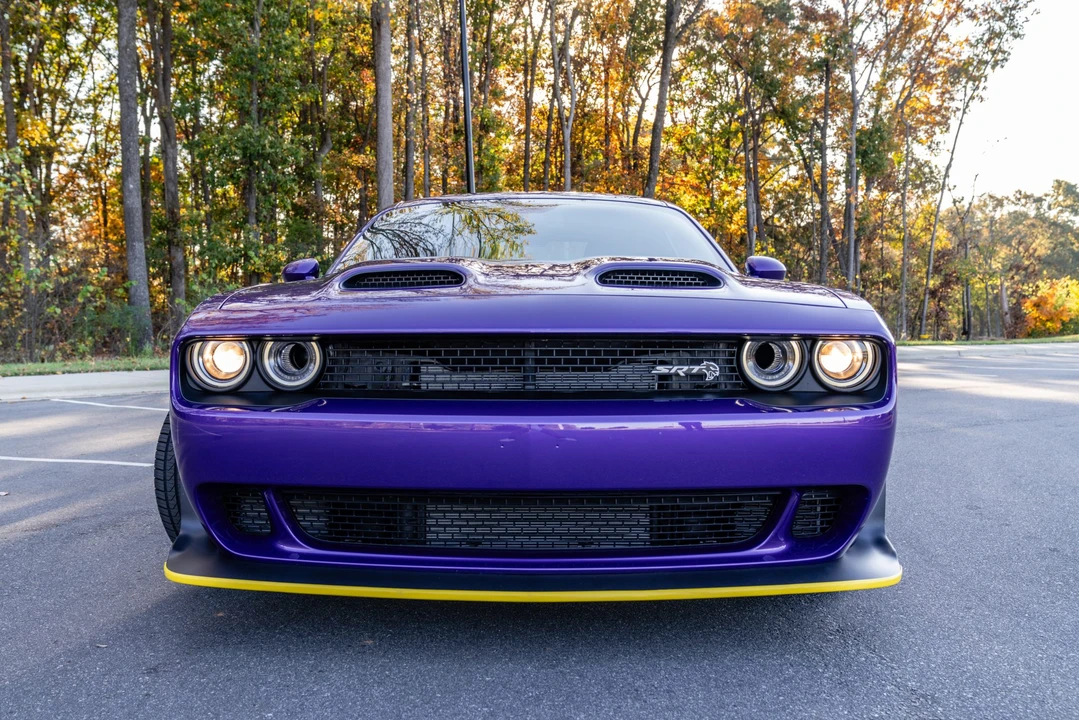 2023 Dodge Challenger SRT Hellcat 3rd Gen - Image 15 of 31