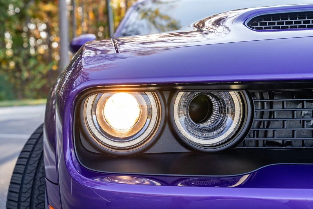 2023 Dodge Challenger SRT Hellcat 3rd Gen - Image 17 of 31