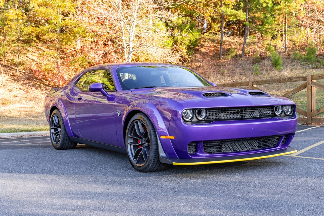2023 Dodge Challenger SRT Hellcat 3rd Gen - Image 4 of 31