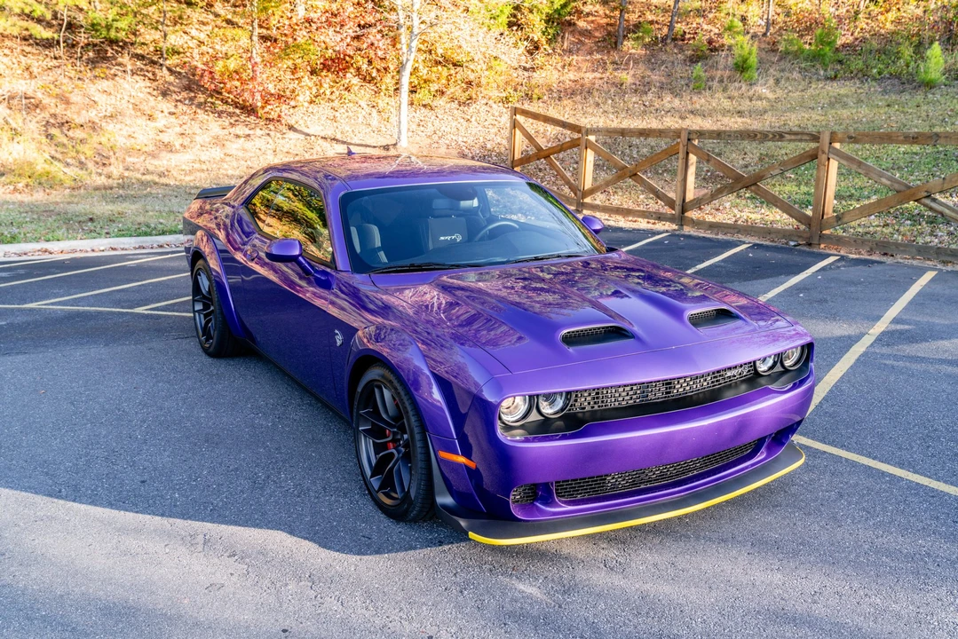 2023 Dodge Challenger SRT Hellcat 3rd Gen - Image 11 of 31