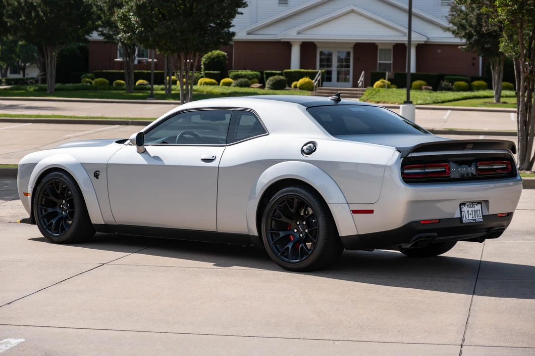 2023 Dodge Challenger SRT Hellcat 3rd Gen - Image 7 of 31