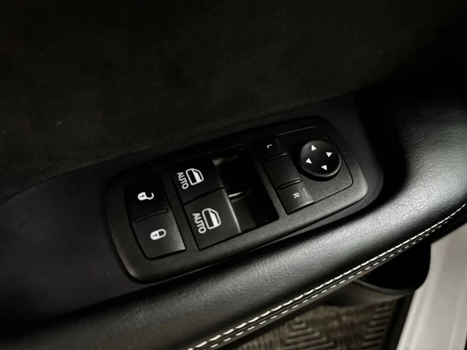 2023 Dodge Challenger SRT Hellcat 3rd Gen - Image 16 of 17