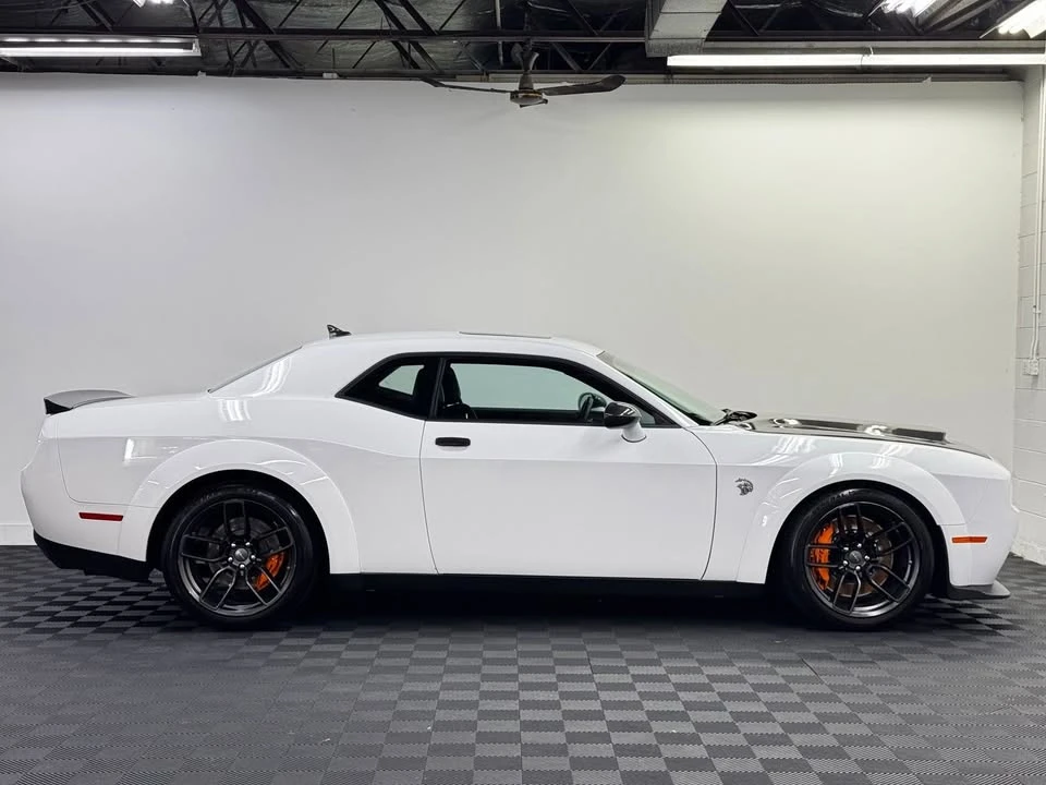 2023 Dodge Challenger SRT Hellcat 3rd Gen - Image 2 of 17