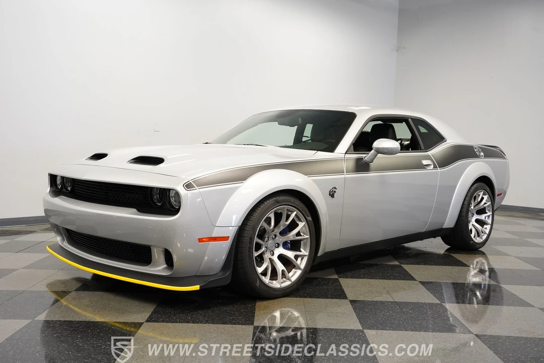 2023 Dodge Challenger SRT Hellcat 3rd Gen - Image 5 of 19