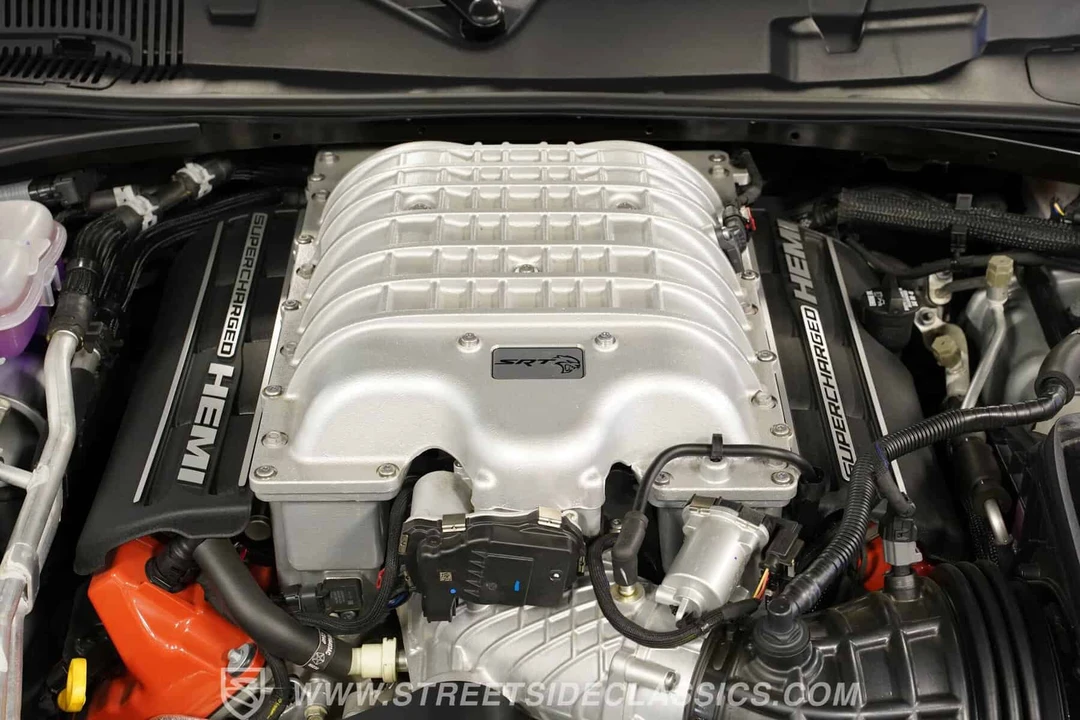 2023 Dodge Challenger SRT Hellcat 3rd Gen - Image 9 of 19