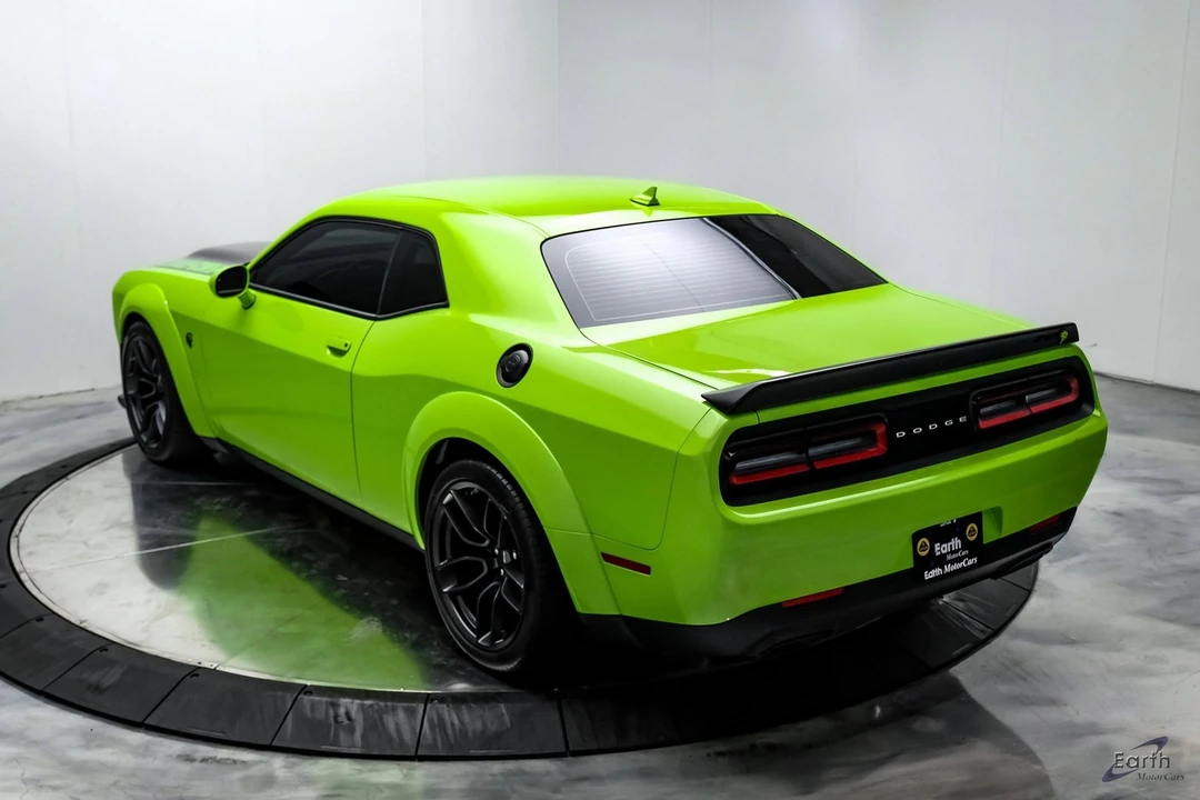 2023 Dodge Challenger SRT Hellcat 3rd Gen - Image 10 of 12