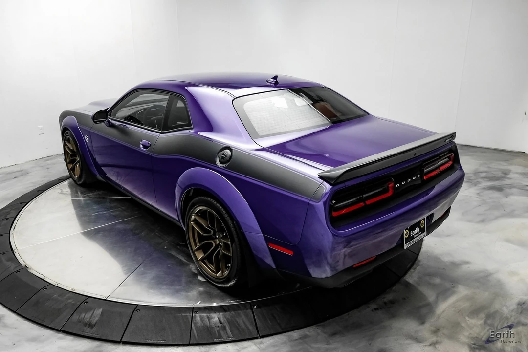 2023 Dodge Challenger SRT Hellcat 3rd Gen - Image 10 of 12