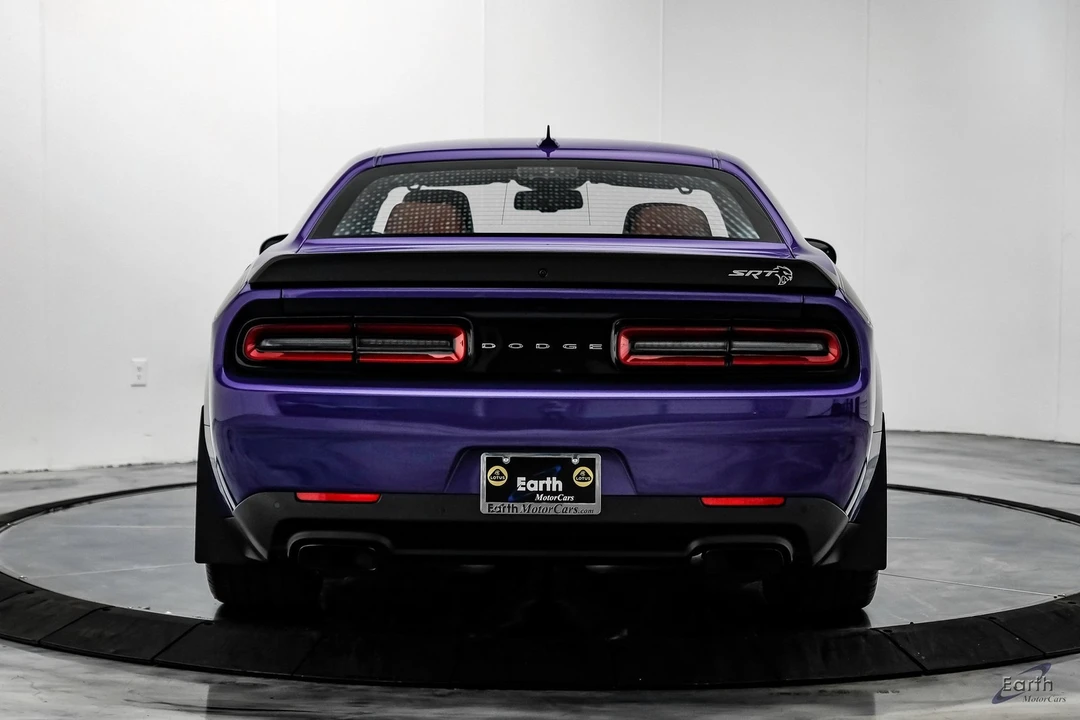 2023 Dodge Challenger SRT Hellcat 3rd Gen - Image 11 of 12