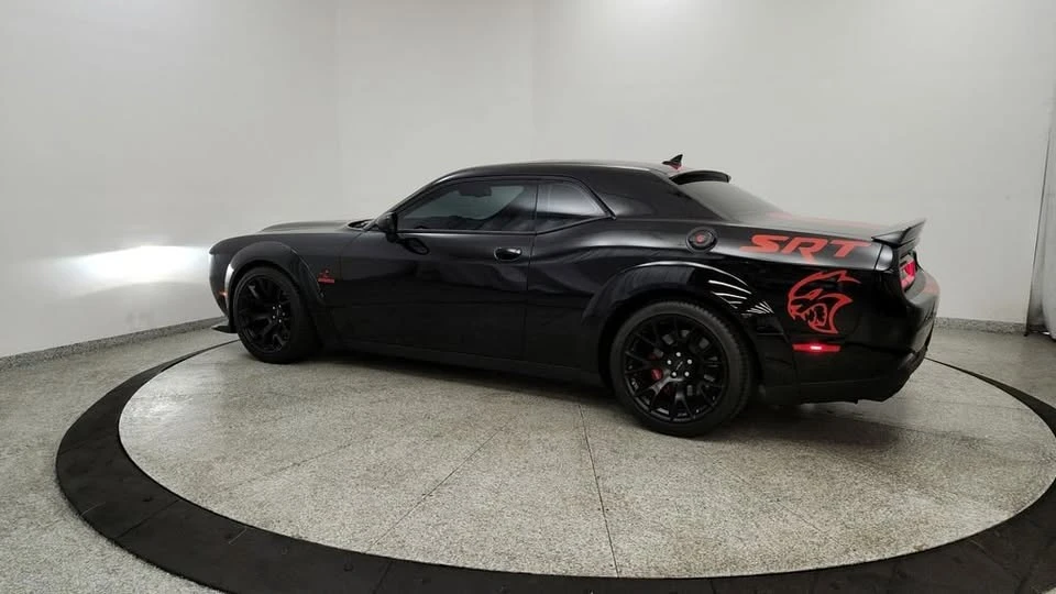 2023 Dodge Challenger SRT Hellcat 3rd Gen - Image 3 of 20
