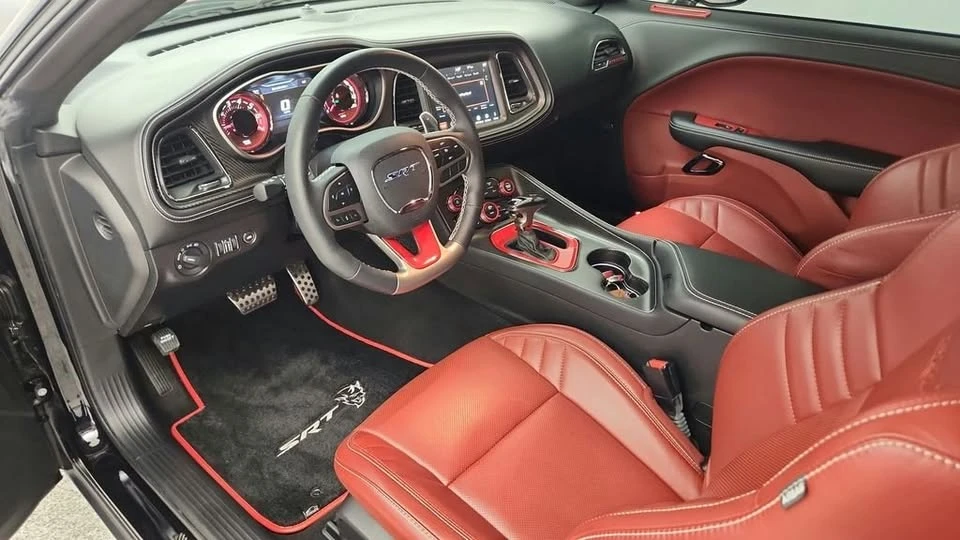 2023 Dodge Challenger SRT Hellcat 3rd Gen - Image 15 of 20
