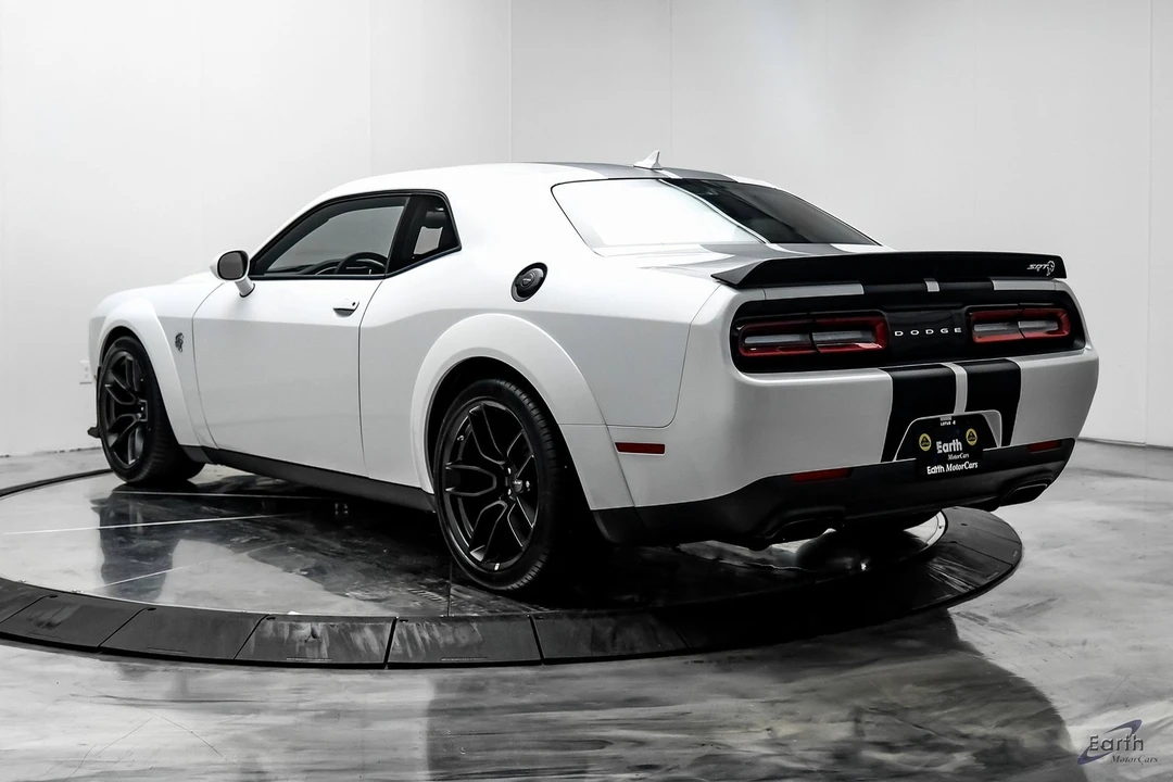 2023 Dodge Challenger SRT Hellcat 3rd Gen - Image 8 of 12