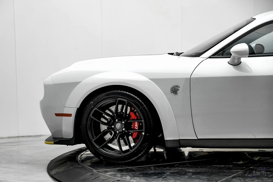 2023 Dodge Challenger SRT Hellcat 3rd Gen - Image 6 of 12