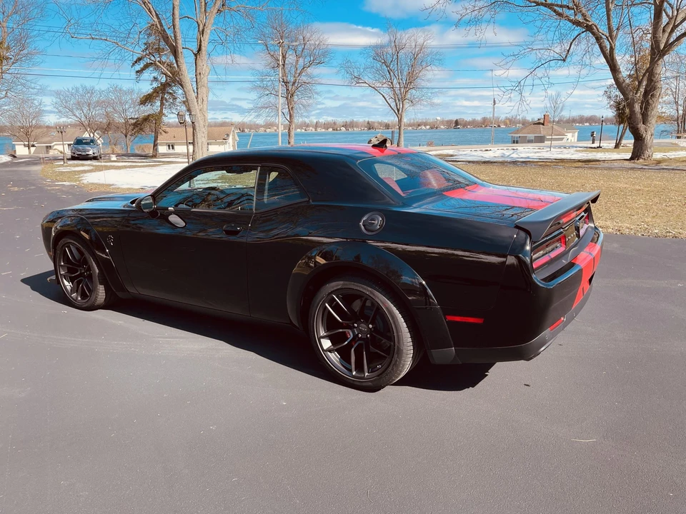 2023 Dodge Challenger SRT Hellcat 3rd Gen - Image 20 of 31