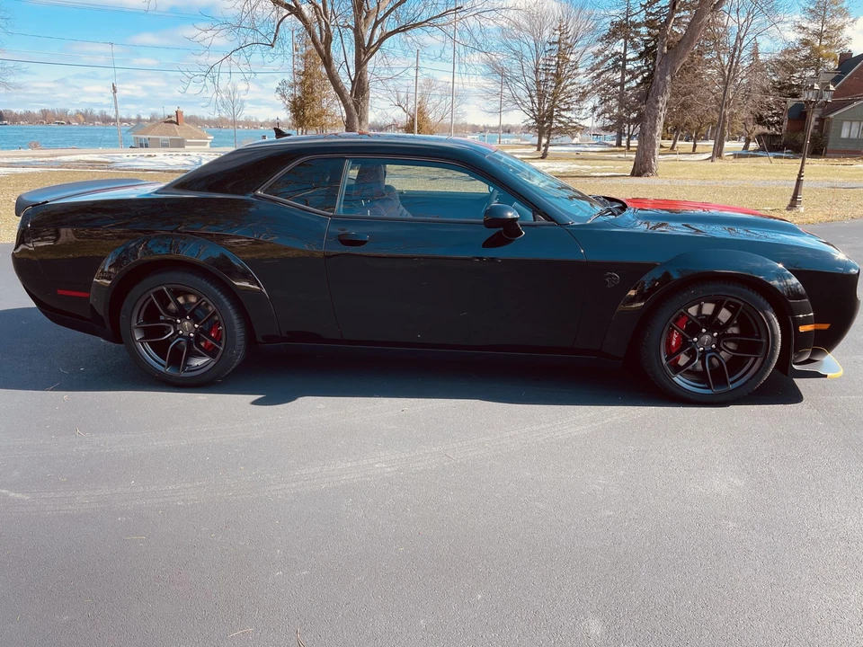 2023 Dodge Challenger SRT Hellcat 3rd Gen - Image 8 of 31