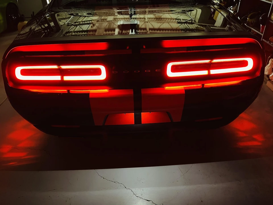 2023 Dodge Challenger SRT Hellcat 3rd Gen - Image 14 of 31