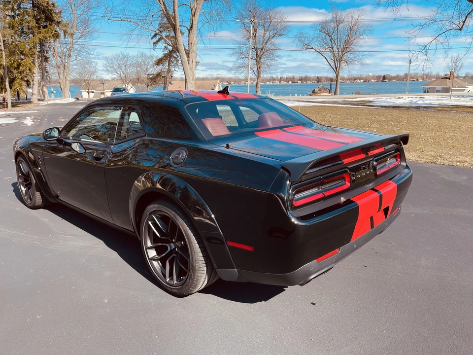 2023 Dodge Challenger SRT Hellcat 3rd Gen - Image 19 of 31