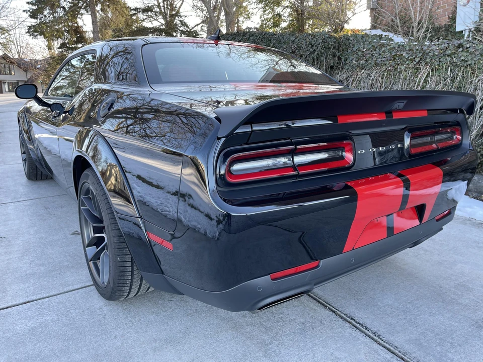 2023 Dodge Challenger SRT Hellcat 3rd Gen - Image 18 of 31