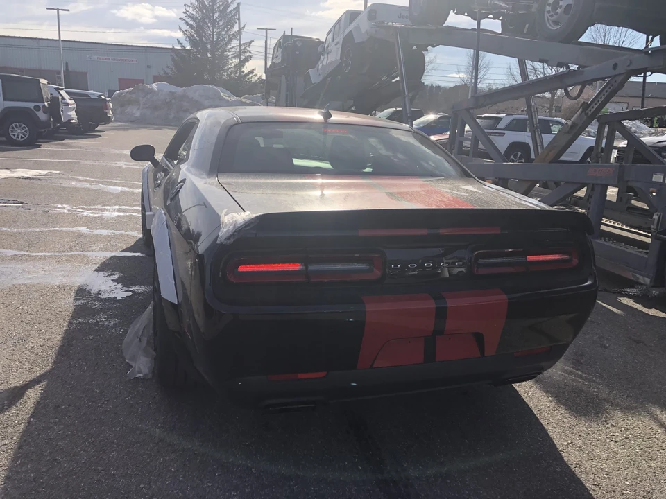 2023 Dodge Challenger SRT Hellcat 3rd Gen - Image 15 of 31