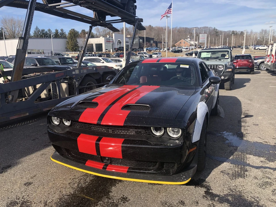2023 Dodge Challenger SRT Hellcat 3rd Gen - Image 25 of 31