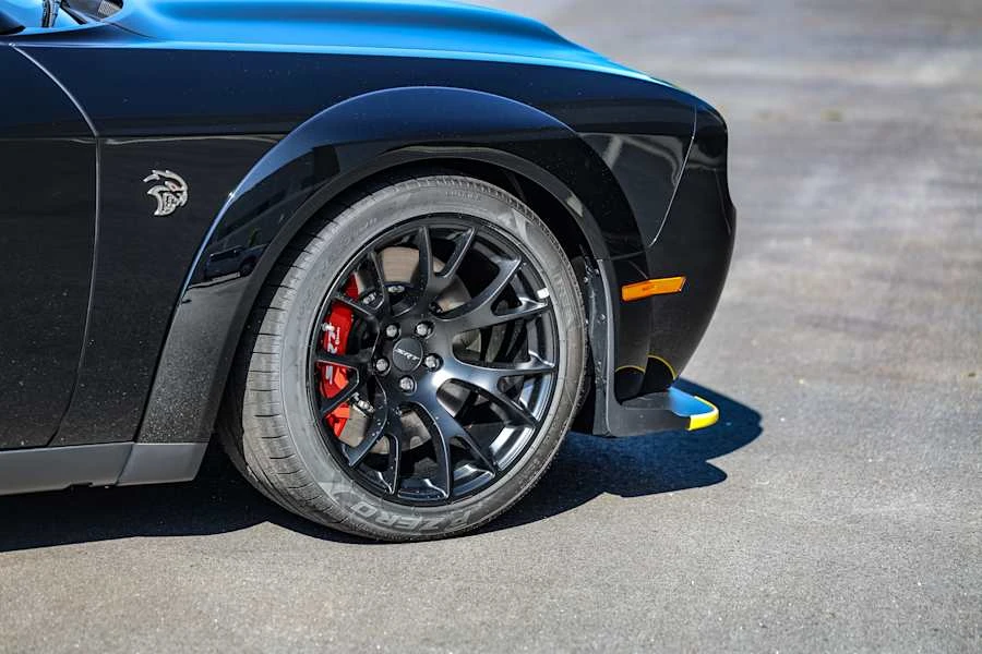 2023 Dodge Challenger SRT Hellcat 3rd Gen - Image 19 of 31