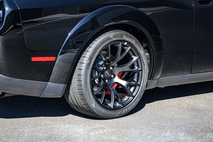 2023 Dodge Challenger SRT Hellcat 3rd Gen - Image 10 of 31