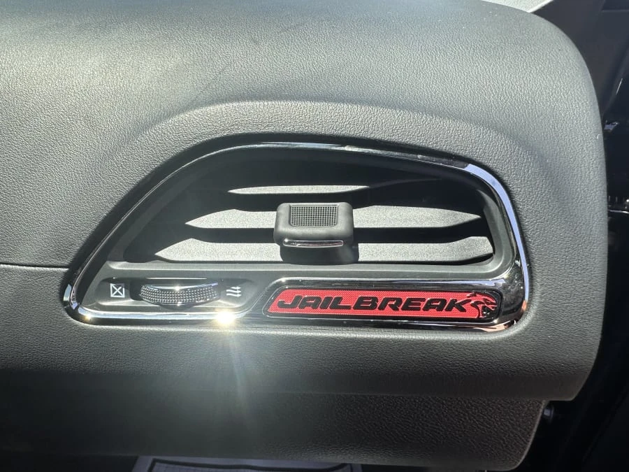 2023 Dodge Challenger SRT Hellcat 3rd Gen - Image 8 of 9