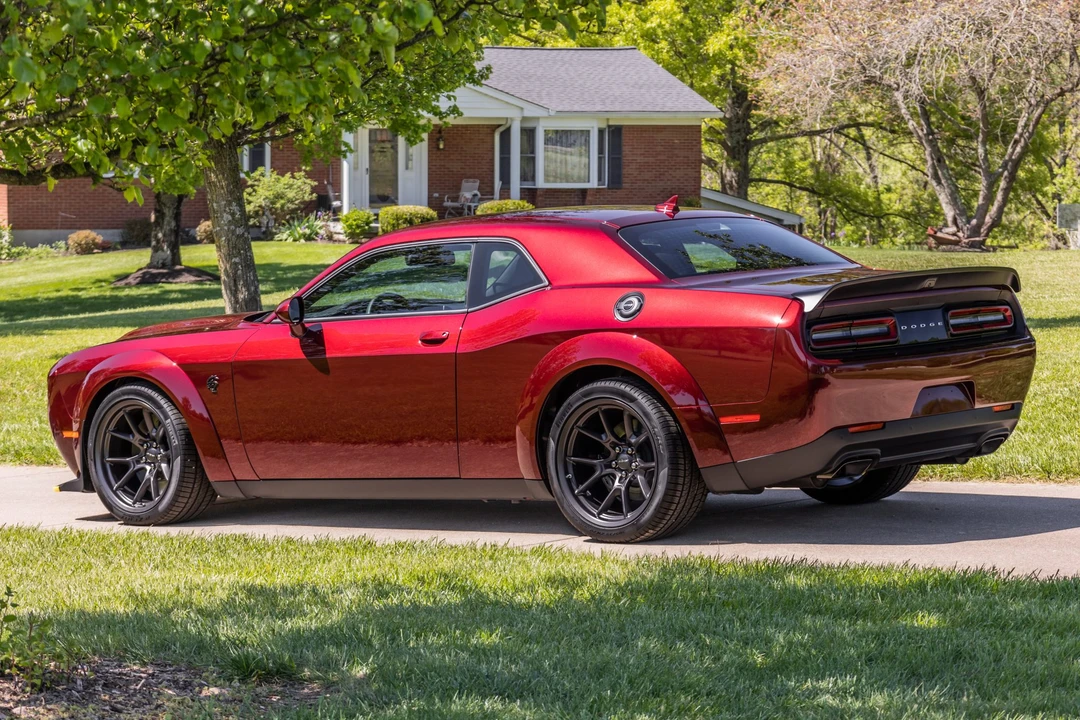 2023 Dodge Challenger SRT Hellcat 3rd Gen - Image 7 of 31