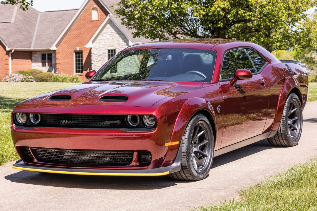 2023 Dodge Challenger SRT Hellcat 3rd Gen - Image 2 of 31