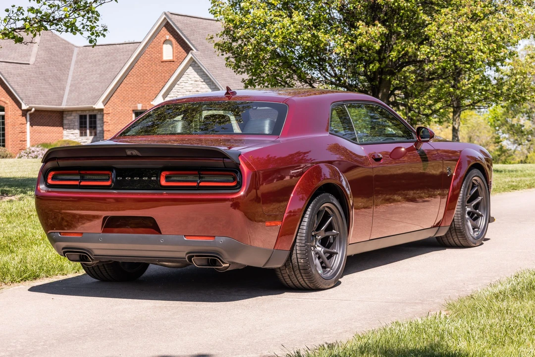 2023 Dodge Challenger SRT Hellcat 3rd Gen - Image 5 of 31