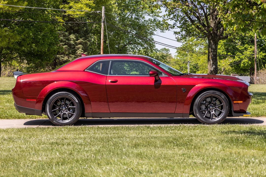 2023 Dodge Challenger SRT Hellcat 3rd Gen - Image 4 of 31