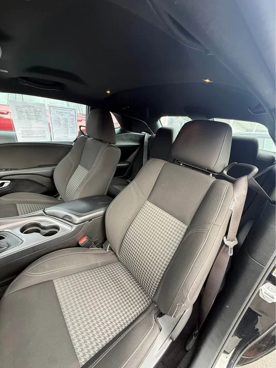 2023 Dodge Challenger 3rd Gen - Image 7 of 10