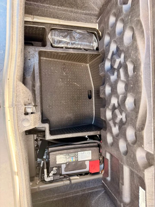 2023 Dodge Challenger 3rd Gen - Image 10 of 14