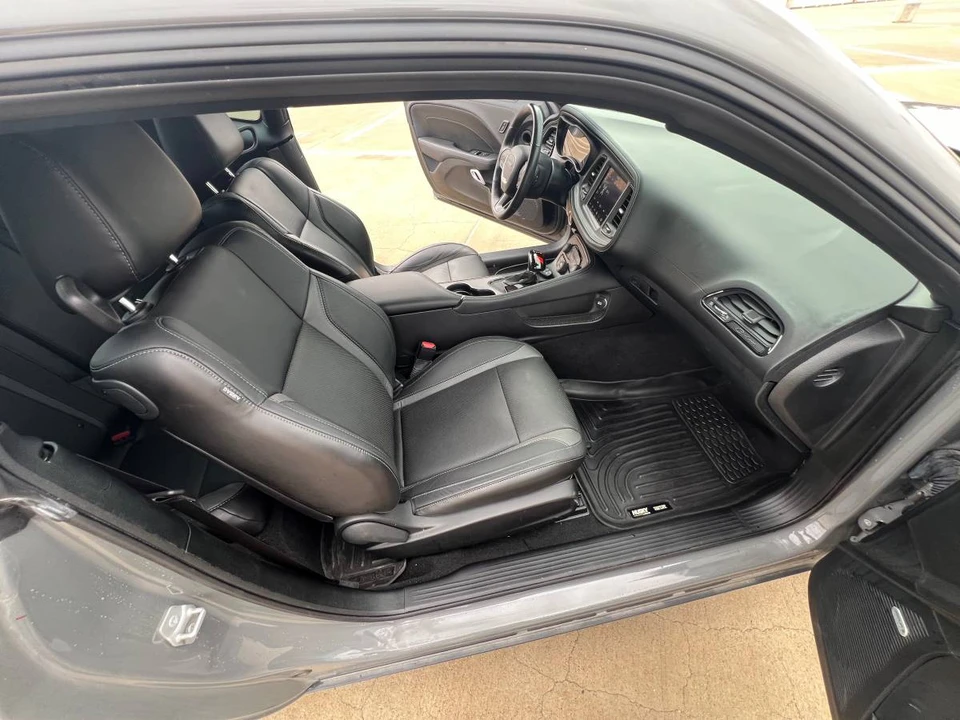 2023 Dodge Challenger 3rd Gen - Image 10 of 15
