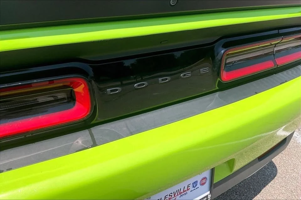 2023 Dodge Challenger 3rd Gen - Image 13 of 19