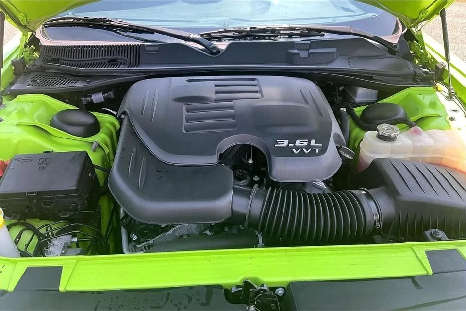 2023 Dodge Challenger 3rd Gen - Image 8 of 19
