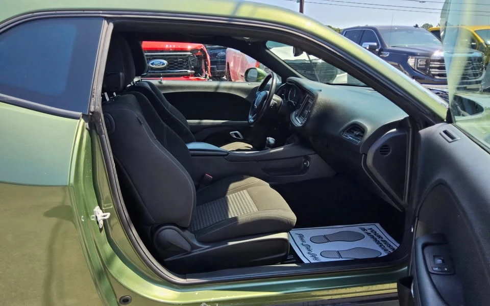 2023 Dodge Challenger 3rd Gen - Image 14 of 15