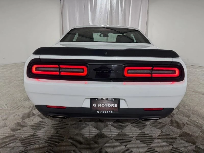 2023 Dodge Challenger 3rd Gen - Image 9 of 12
