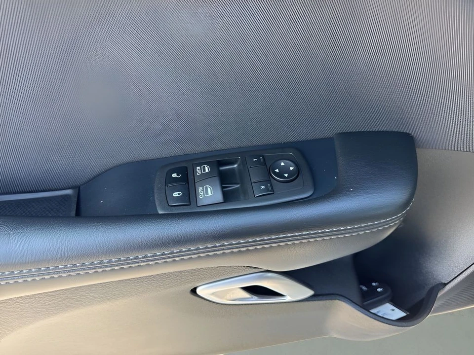 2023 Dodge Challenger 3rd Gen - Image 23 of 29