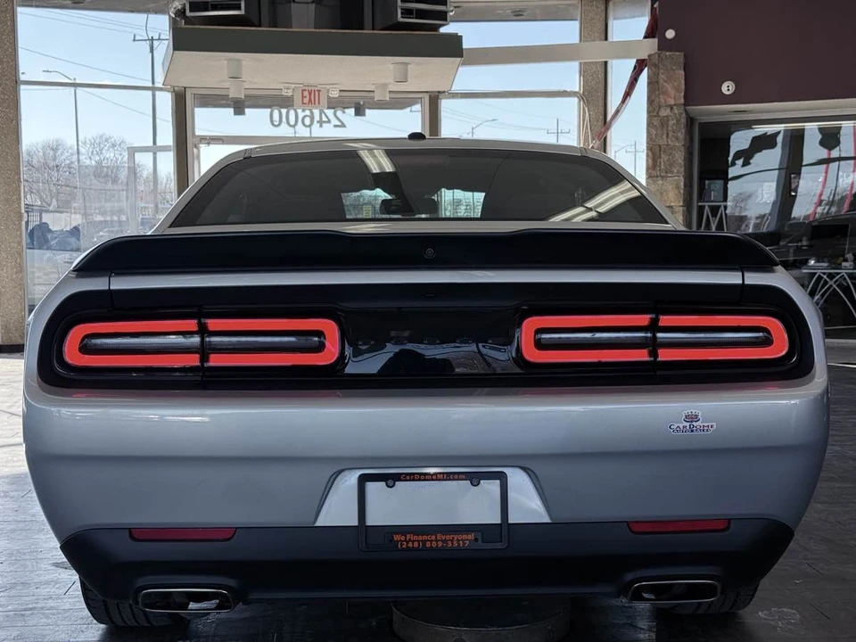 2023 Dodge Challenger 3rd Gen - Image 15 of 31