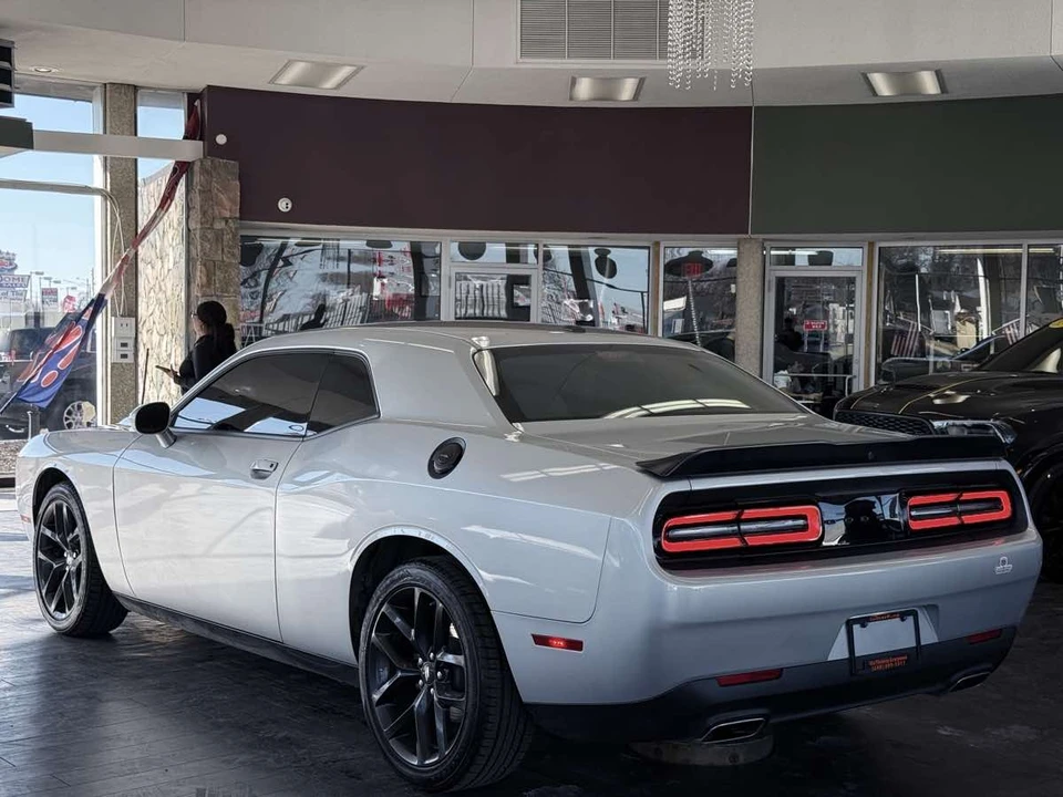 2023 Dodge Challenger 3rd Gen - Image 12 of 31
