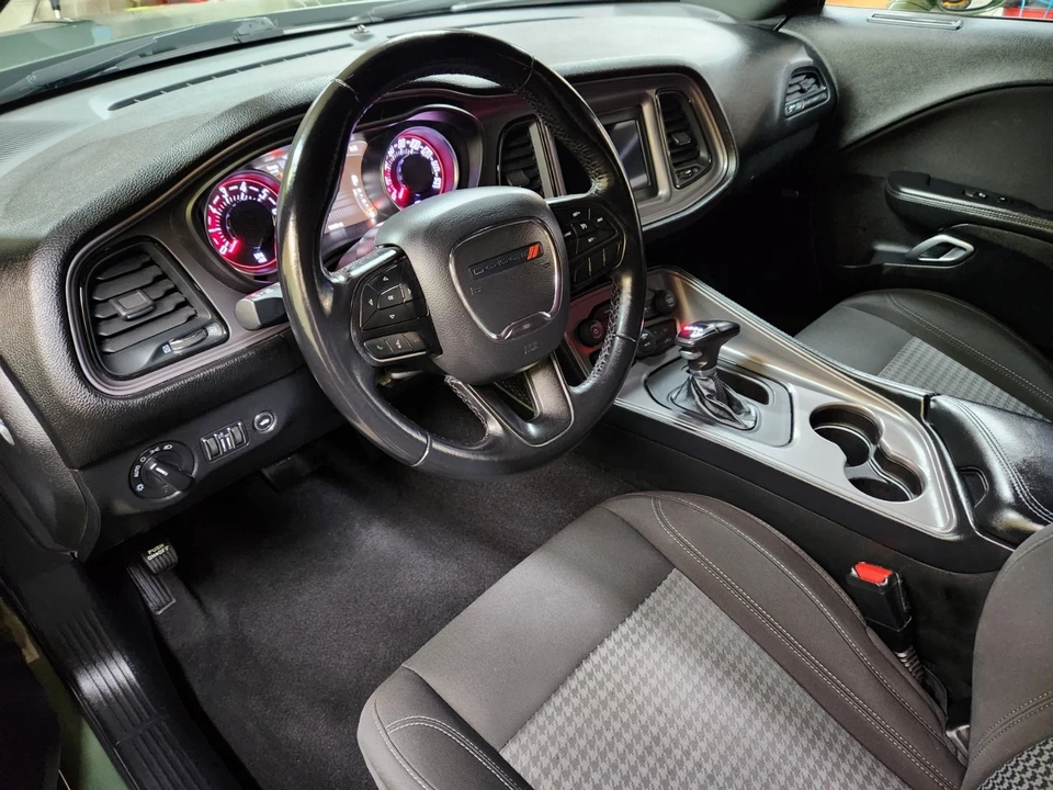 2023 Dodge Challenger 3rd Gen - Image 24 of 31