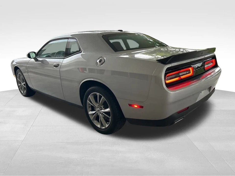2023 Dodge Challenger 3rd Gen - Image 4 of 12