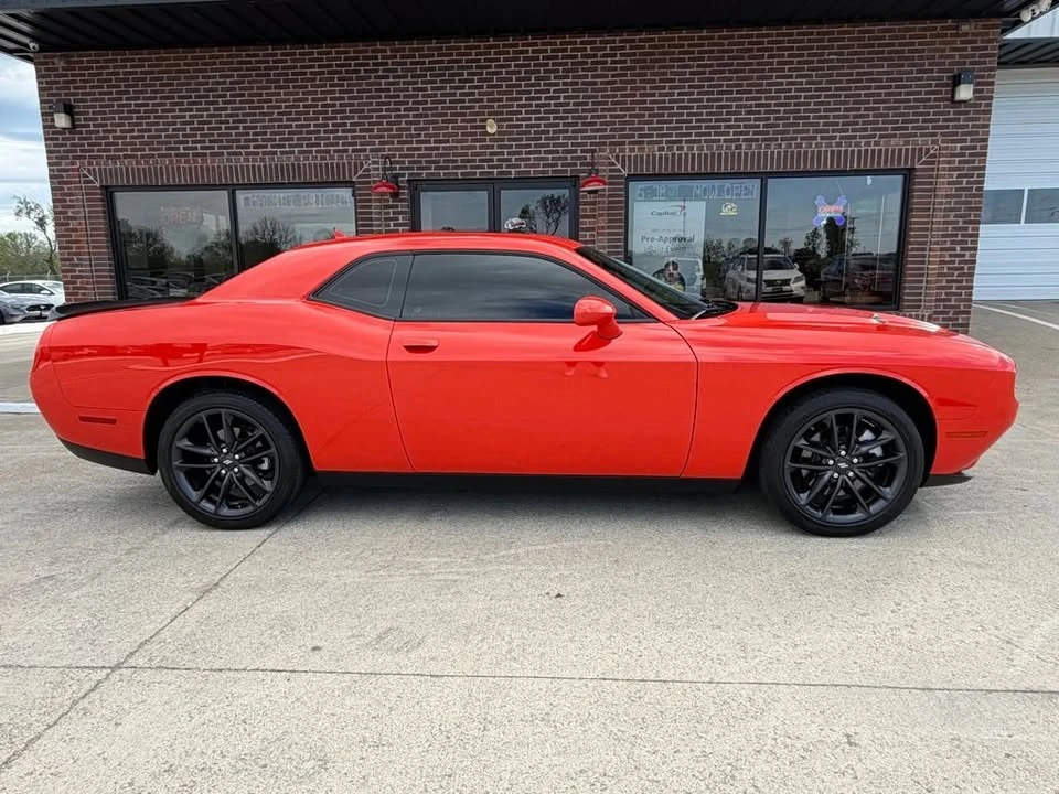 2023 Dodge Challenger 3rd Gen - Image 9 of 19