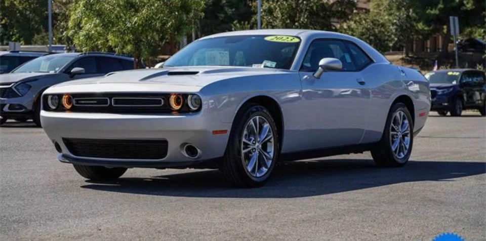 2023 Dodge Challenger 3rd Gen - Image 3 of 18