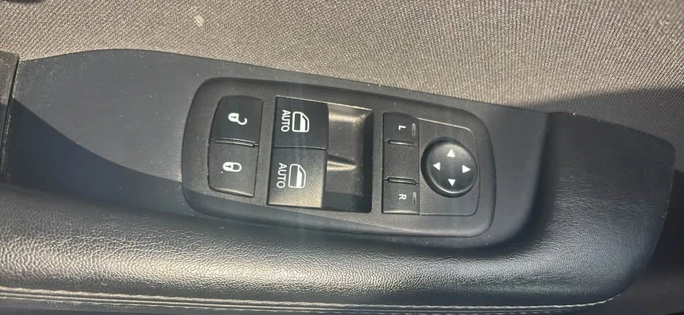 2023 Dodge Challenger 3rd Gen - Image 8 of 9