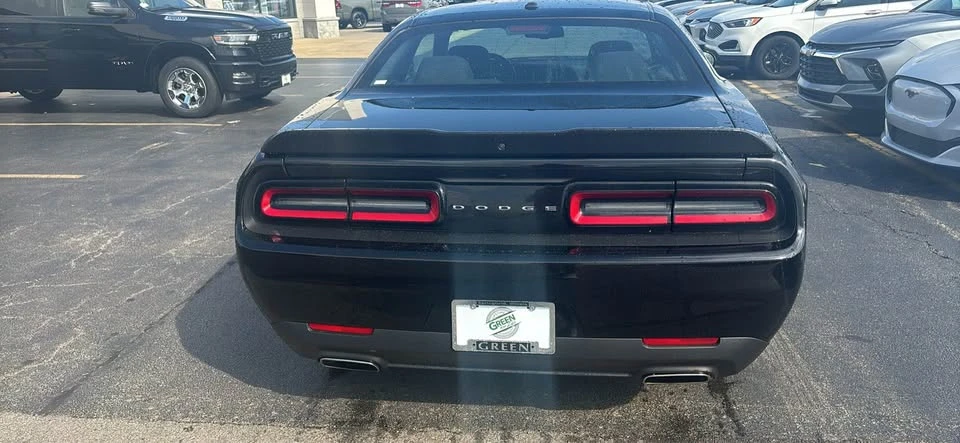 2023 Dodge Challenger 3rd Gen - Image 4 of 9