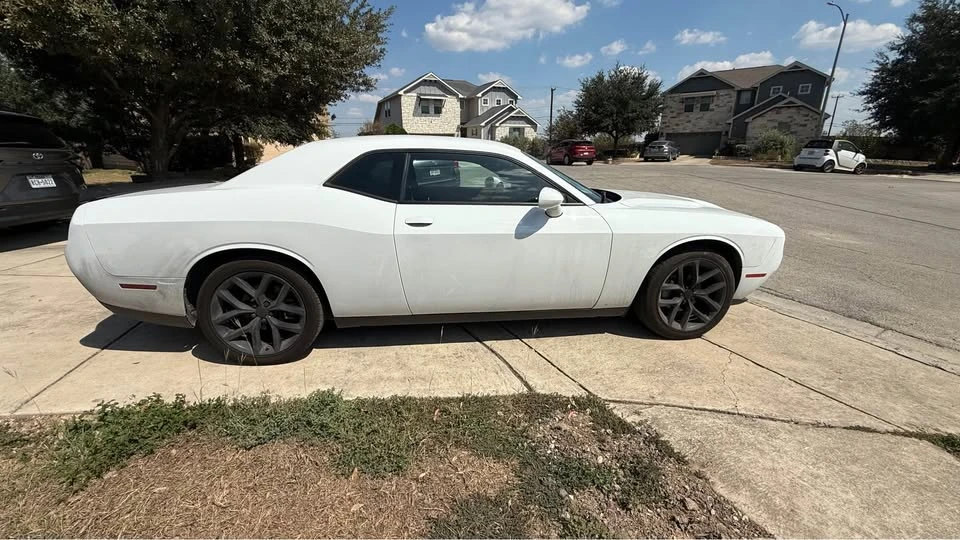 2023 Dodge Challenger 3rd Gen - Image 4 of 16