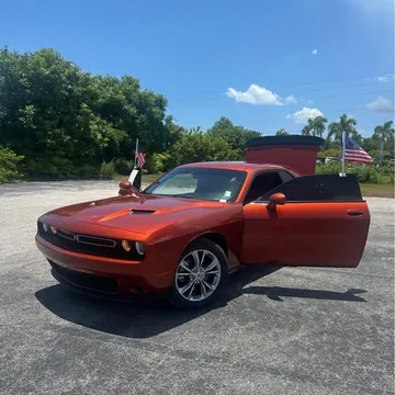 2023 Dodge Challenger SXT